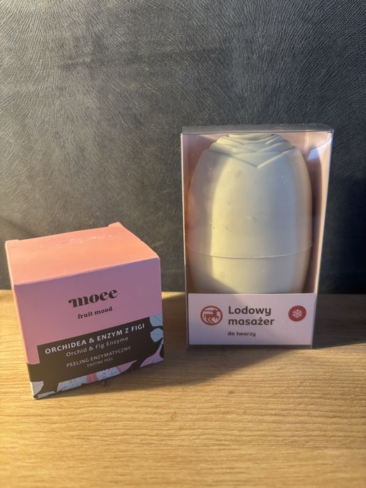 Zestaw peeling enzymatyczny i masażer do twarzy