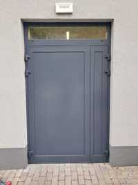 Drzwi ewakuacyjne, dwuskrzydłowe 100+30/200, aluminiowe