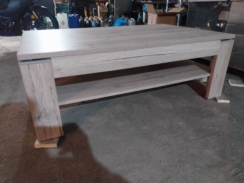 Mesa de Sala em Madeira