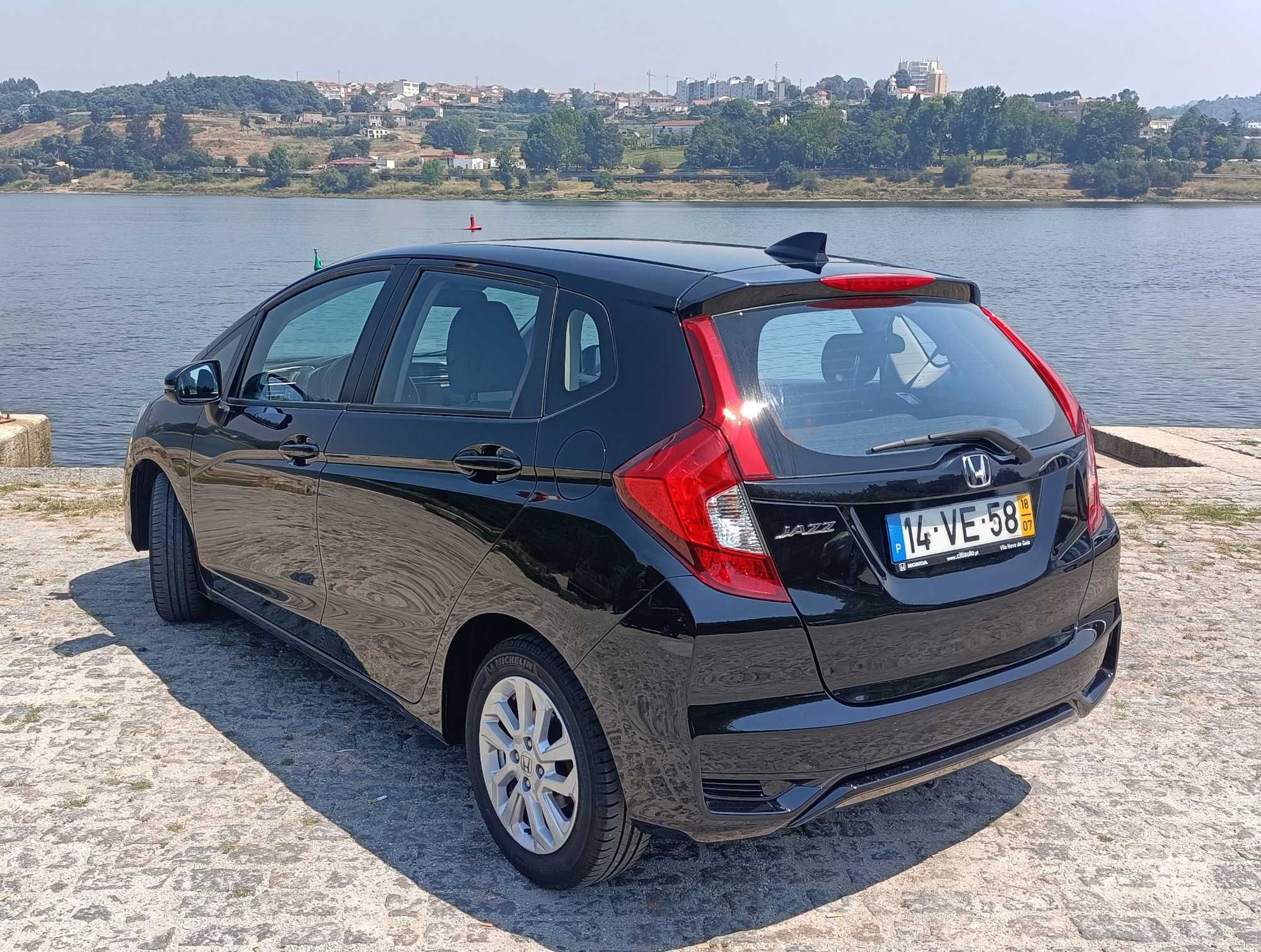Honda Jazz 1.3 confort navi-conect como NOVO
