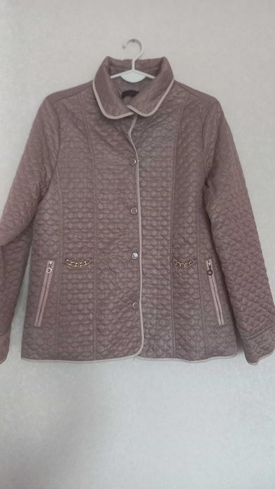 Куртка весна/тепла осінь розмір M