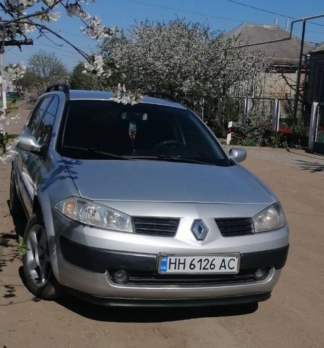 Продам авто рено меган 2
