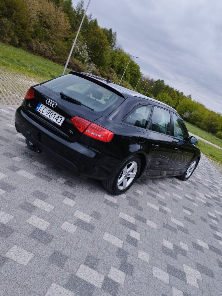 Audi a4 B8 2.0 TDI 170km Ledy s line