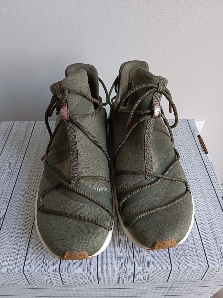 Buty damskie sneakersy Puma Fierce Rope Vr Kylie Jenner oliwkowe