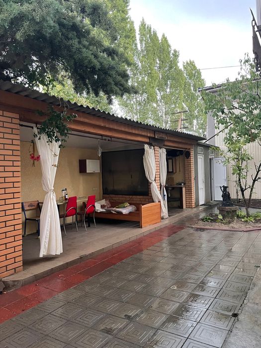 Продається сучасний будинок біоя моря в достойному кооперативі