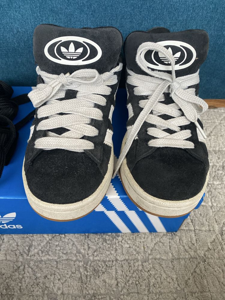 Adidas Campus 00s