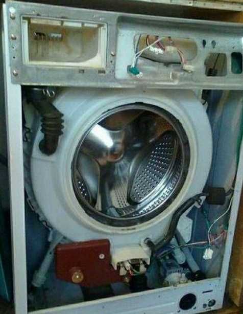 Ремонт стиральных машин и холодильников на дому.
