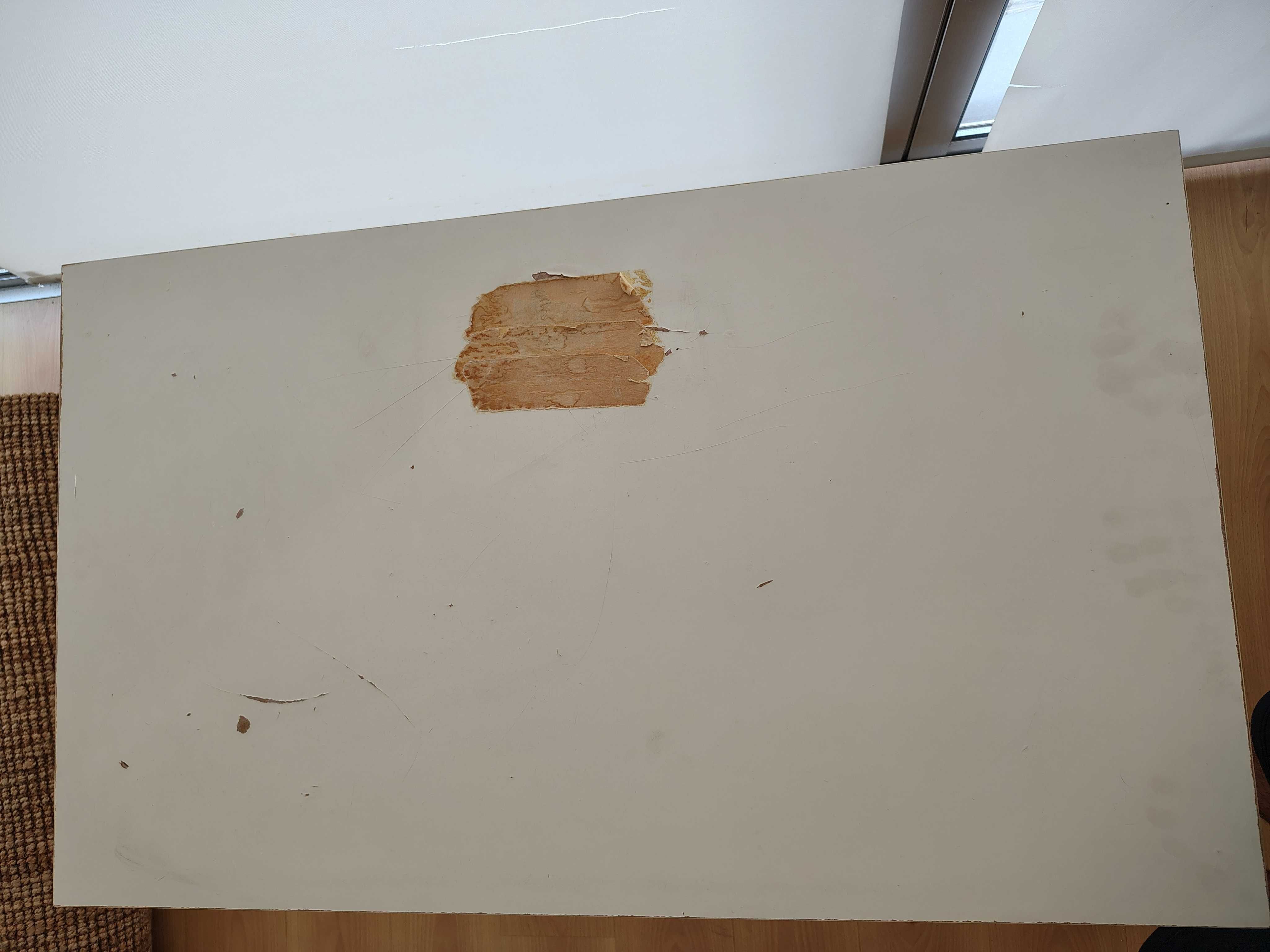 Secretária IKEA VIKA AMON + 4 pernas — usada (mau estado)