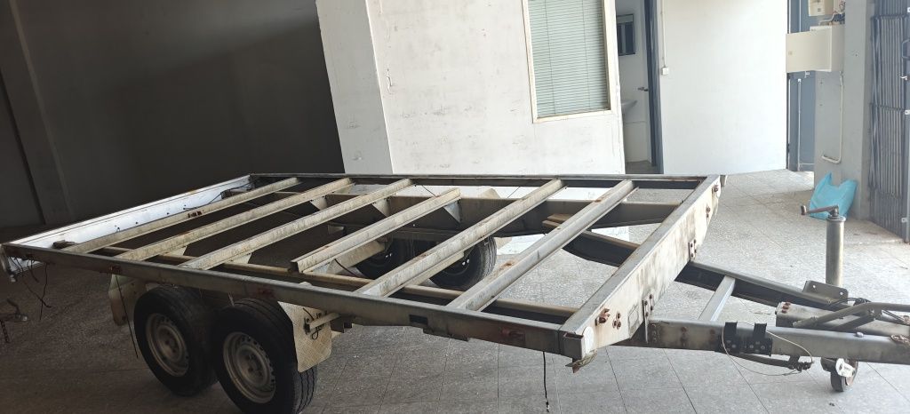 Atrelado c/. matrícula 4x2m Daltec Cargo 35