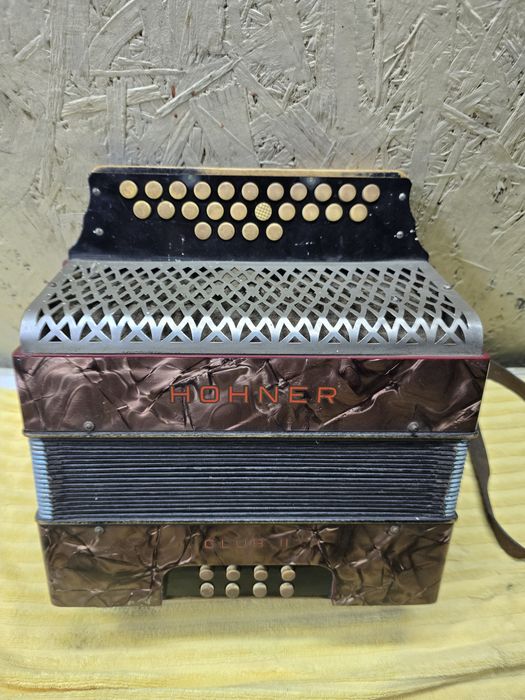 Akordeon guzikowy Hohner Club II