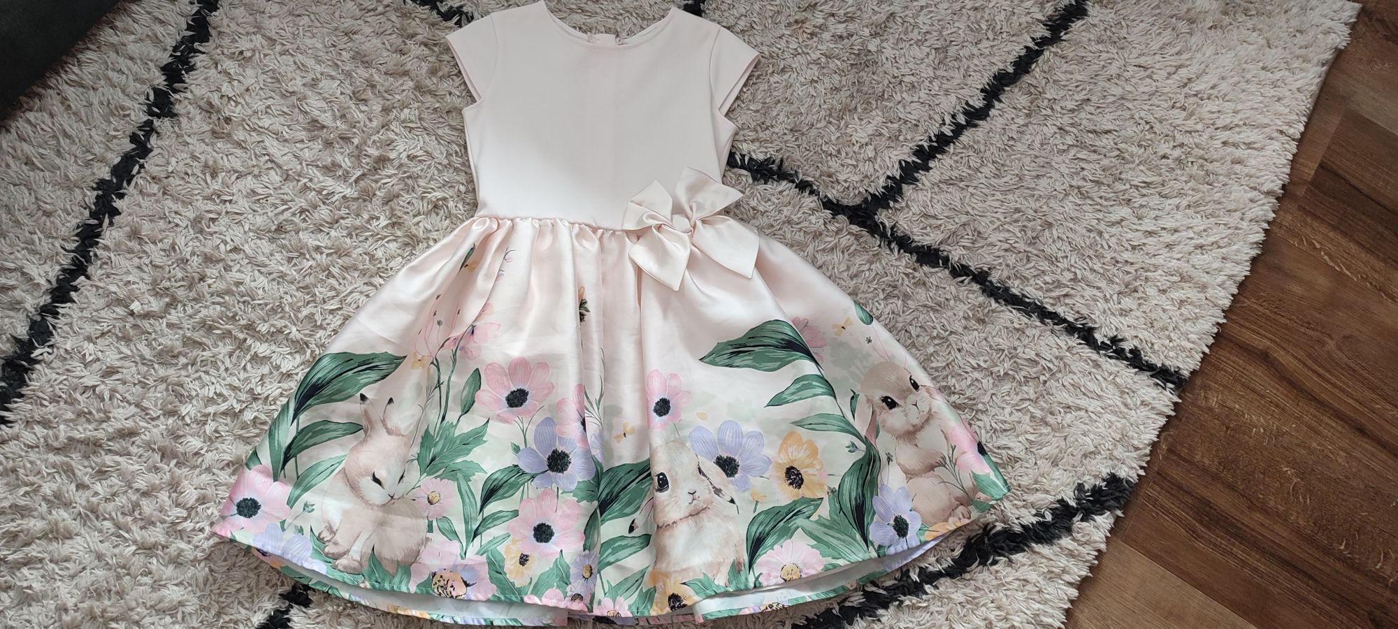 Elegancka sukienka H&M 134/140