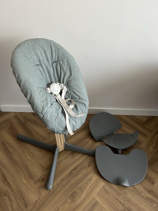 Stokke Nomi 2w1 lezaczek dla niemowlaka + krzeslo dla dziecka