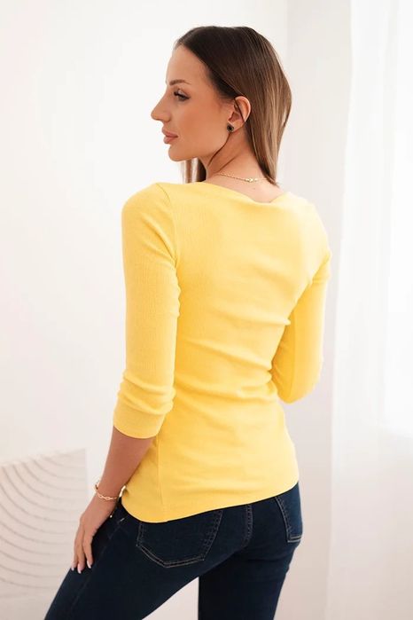 Bluzka damska żółta prążkowana 3/4 z ozdobną naszywką