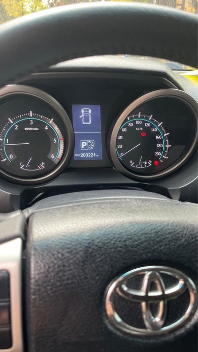 Toyota Land Cruiser Prado 2010