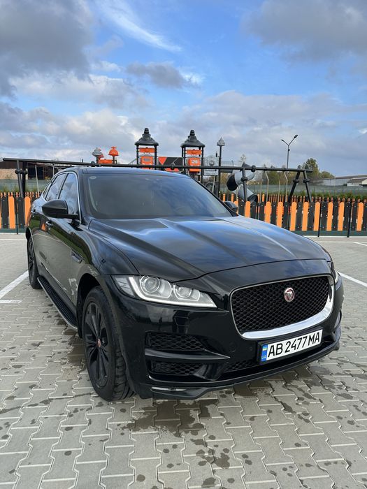 Терміново  Jaguar F- pace Prestige