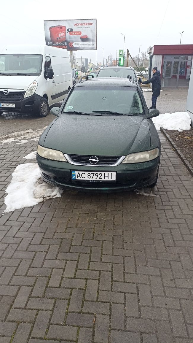 Opel Vectra b,1999 рік,газ\бензин
