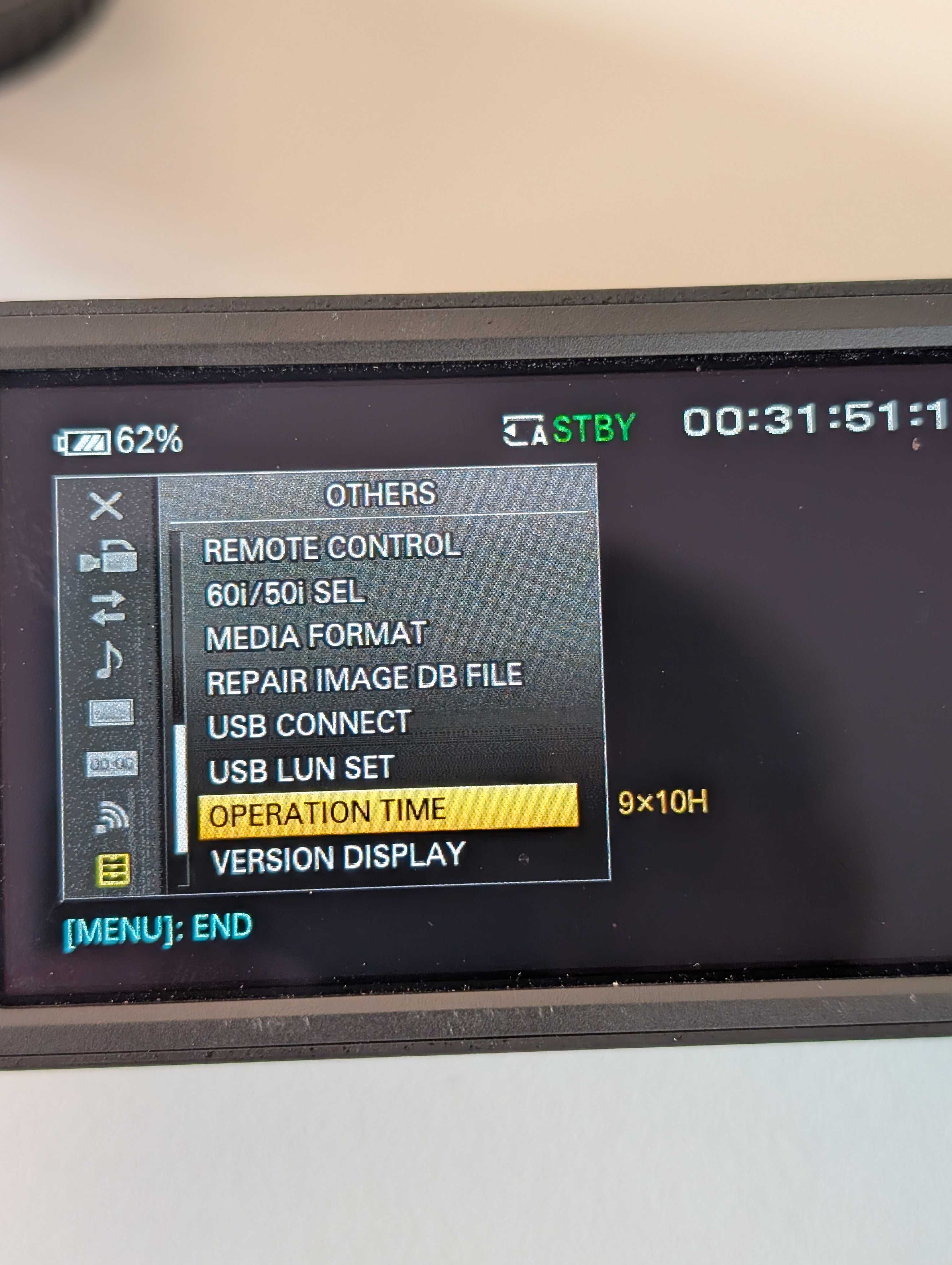 Filmadora Sony 4K FDR-AX700 + Kit de Áudio Profissional