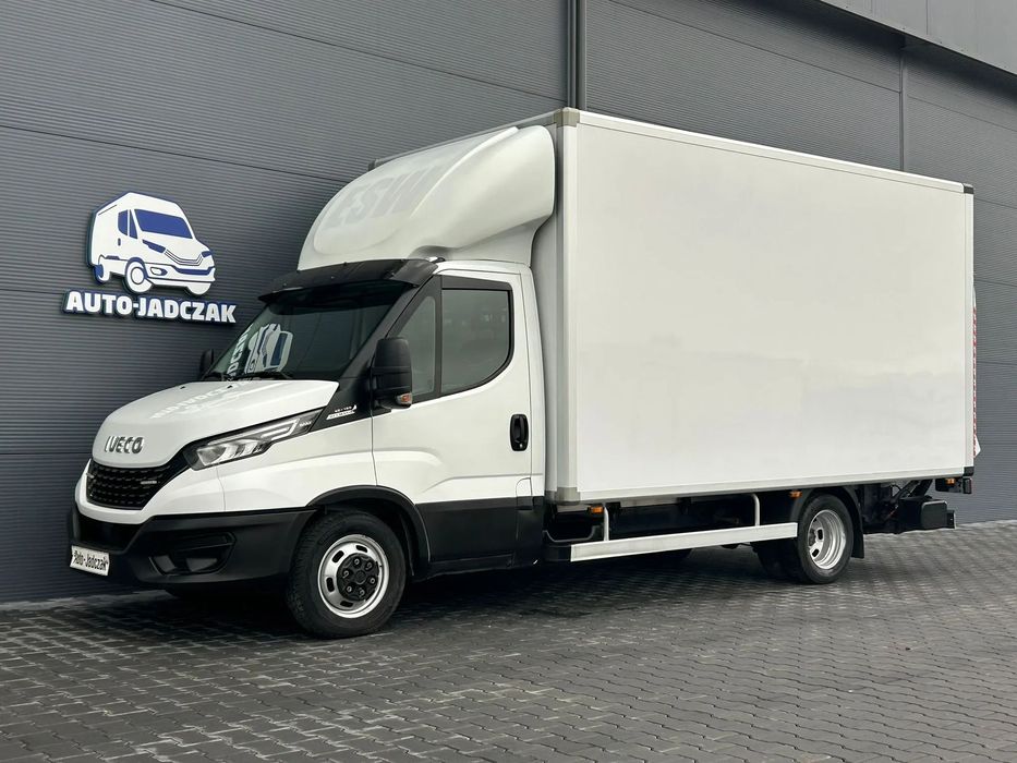 Iveco Daily 40C18 35C18 3.0 HPI Hi-Matic Kontener 9 palet + winda 750kg **LEDY**KLIMA**Serwis**Sprowadzony**  **DMC 3,5t**Prawo jazdy kat. B**