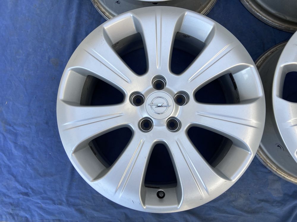 OPEL r17 5x110 Zafira, Vectra, Astra, Combo Signum Omega Calibra, JEEP