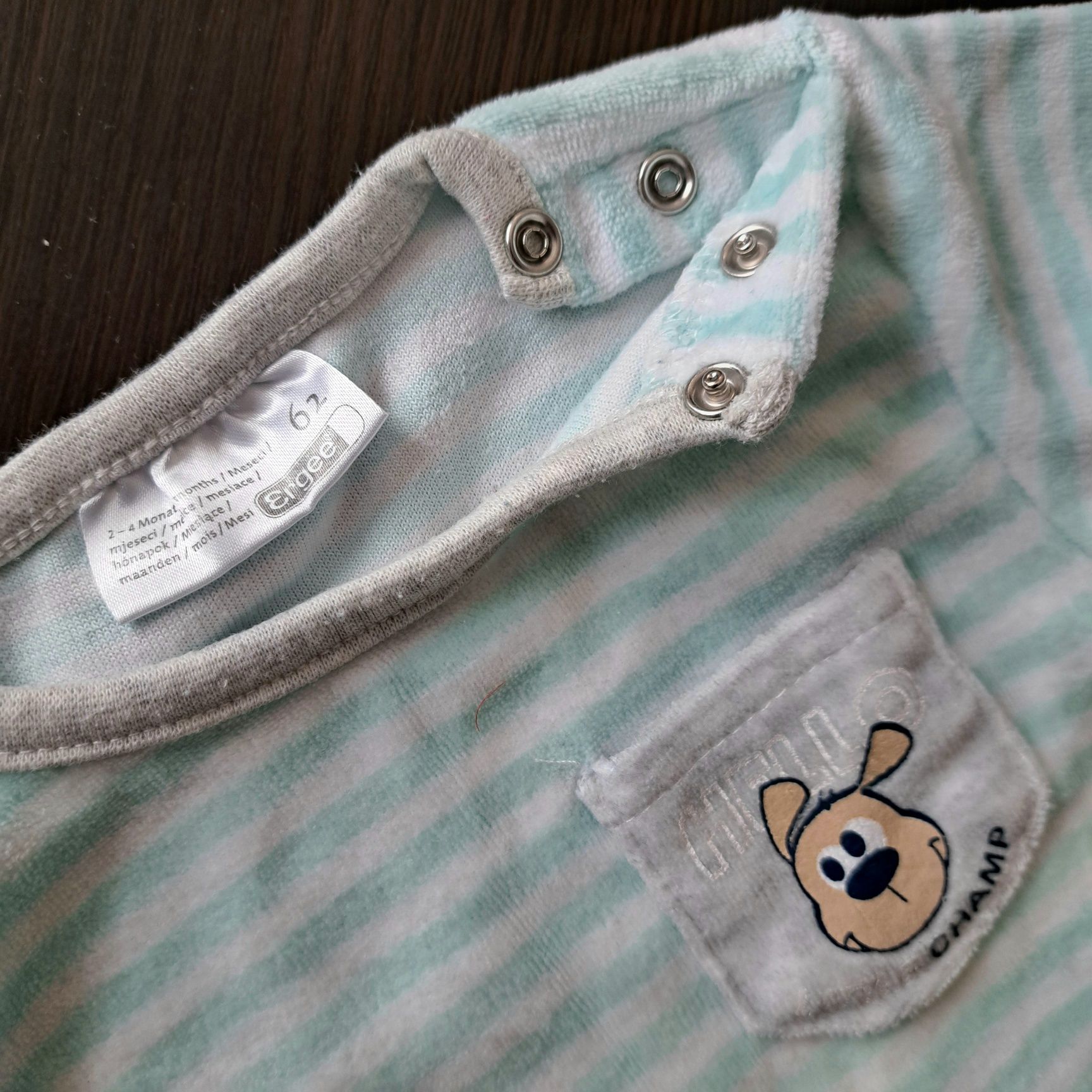Bluza welurowa 62 2sztuki