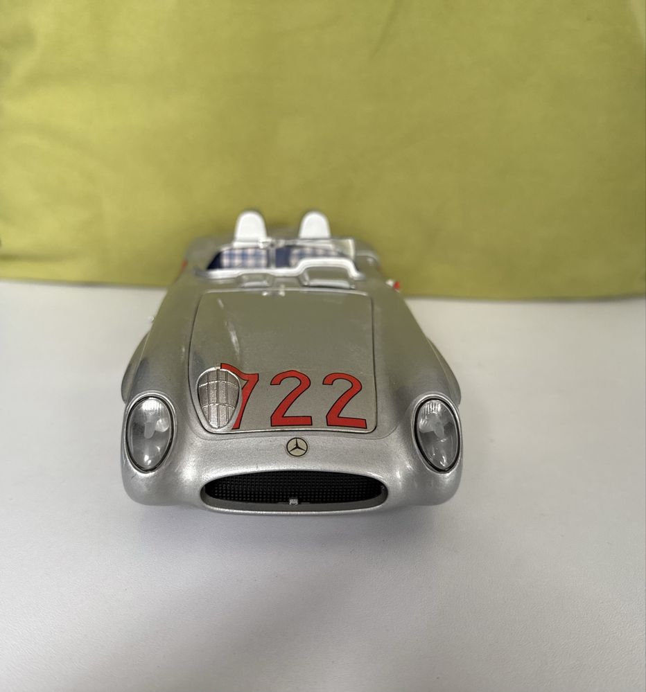 Model Mercedes-Benz 300 SLR 722