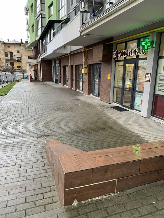 Оренда фасадного приміщення в ЖК Велика Британія