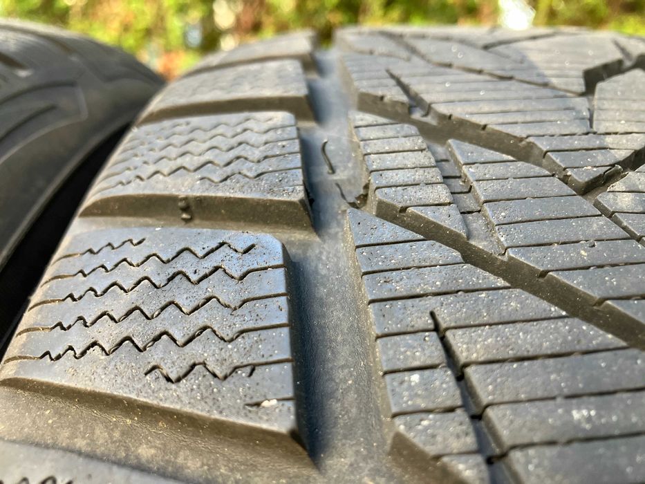 Opony zimowe Vredestein Wintrac Xtreme S DOT 2518 cena za komplet 17"