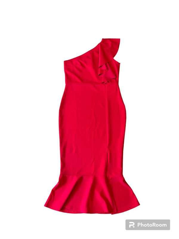 Czerwona sukienka na jedno ramię Syrenka rybka