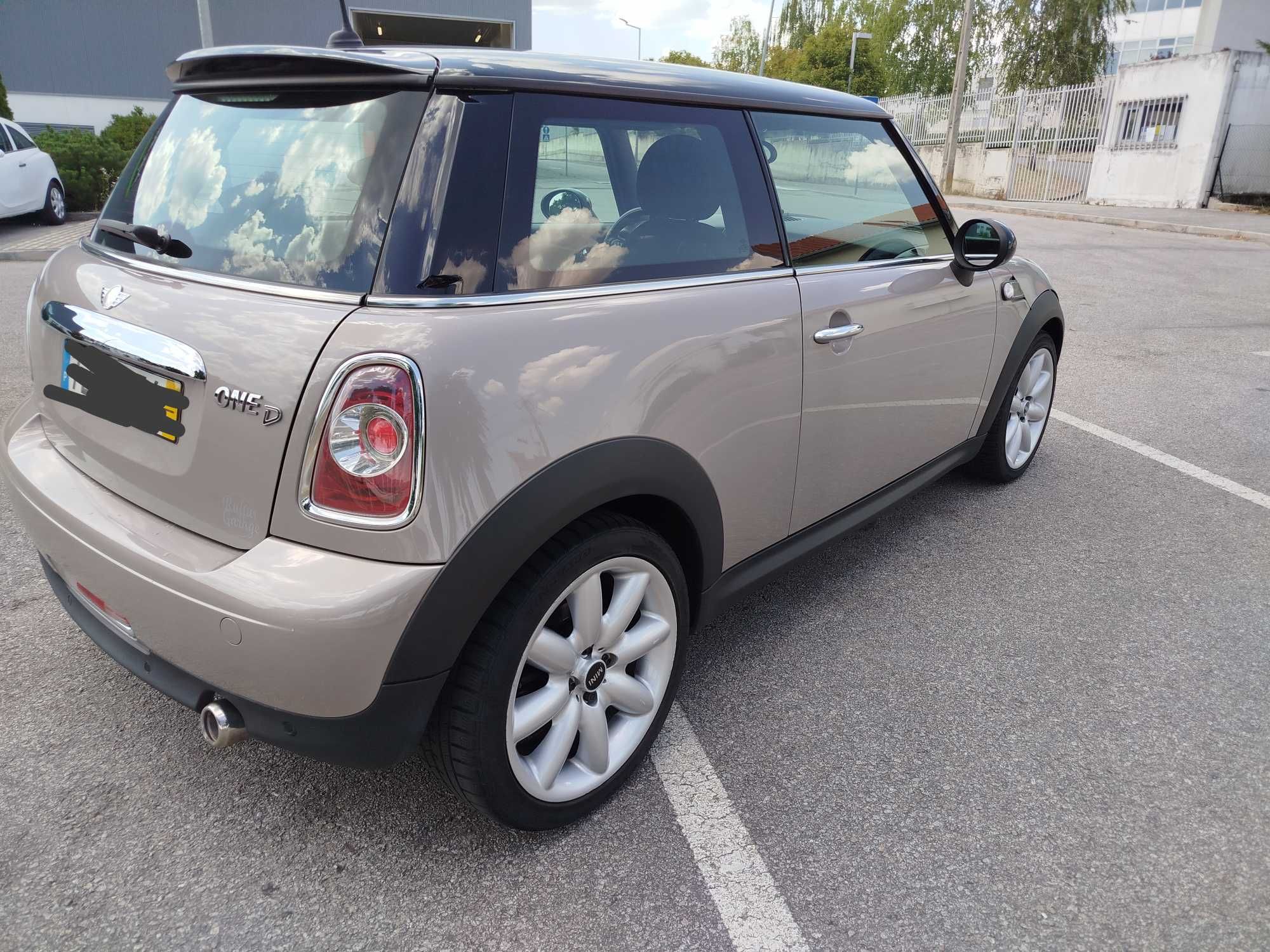 Mini 2012  Baker street