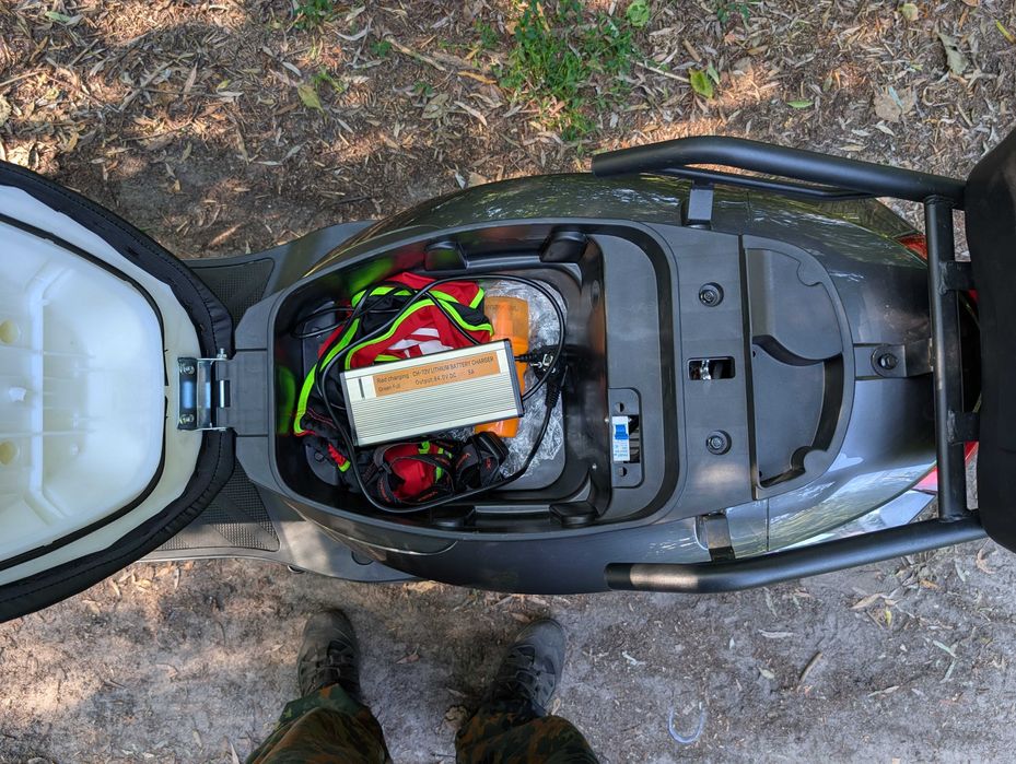 Продам електроскутер Elwinn Skywave