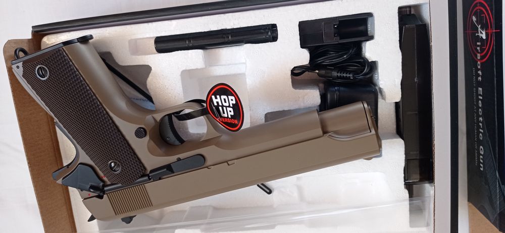 Pistola de airsoft elétrica NOVO CM123 PT e TAN