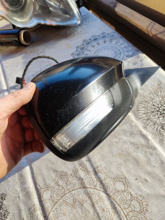 Зеркало Skoda Yeti праве