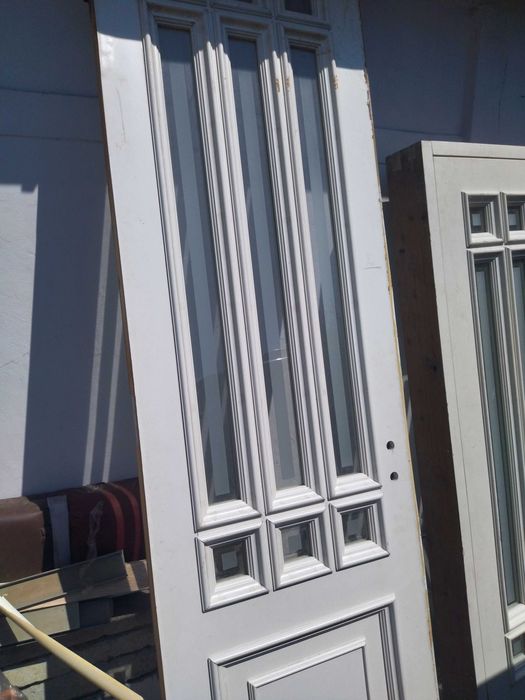 Двери деревяные и МДФ межкомнатные