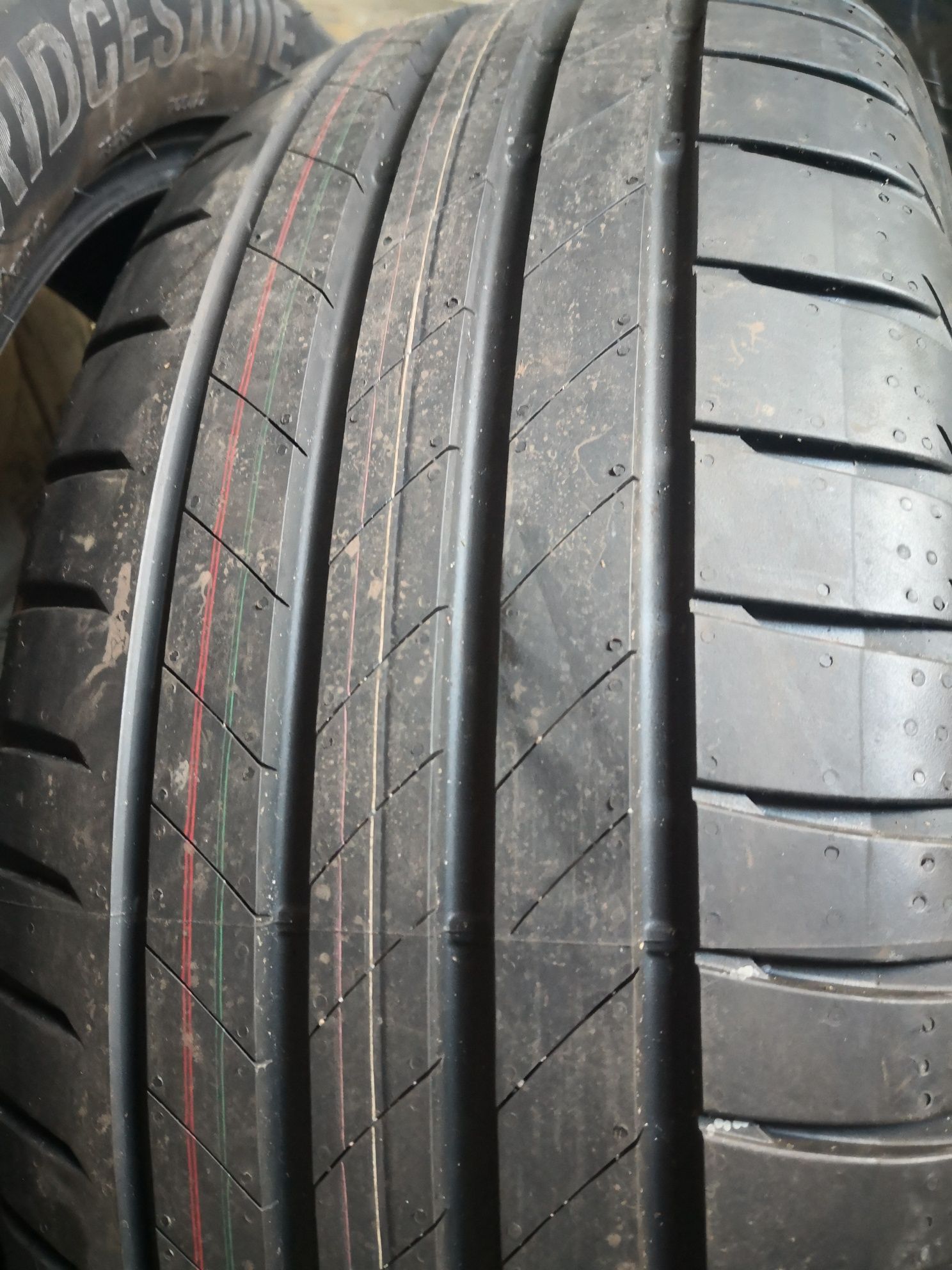 235/50r19 Bridgestone nowe 2022r