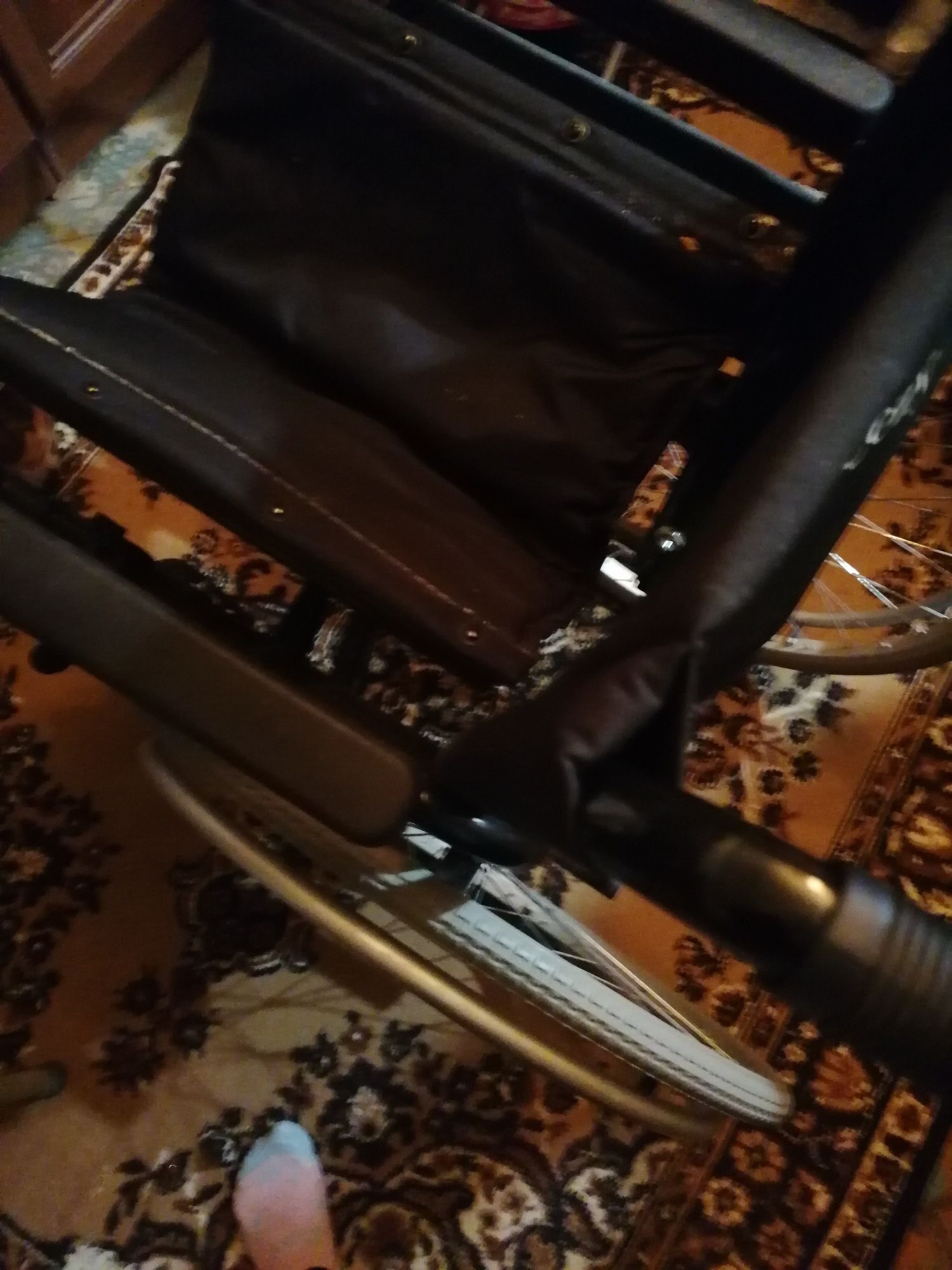 Инвалид коляска есть для ног подставка