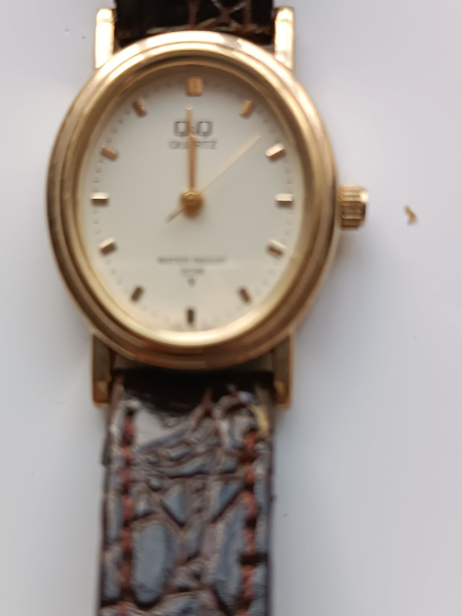 Zegarek damski Q&Q