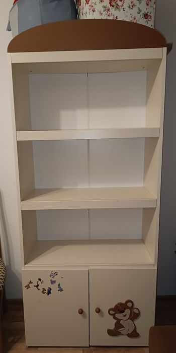 Regał + łóżko i wisząca półka gratis