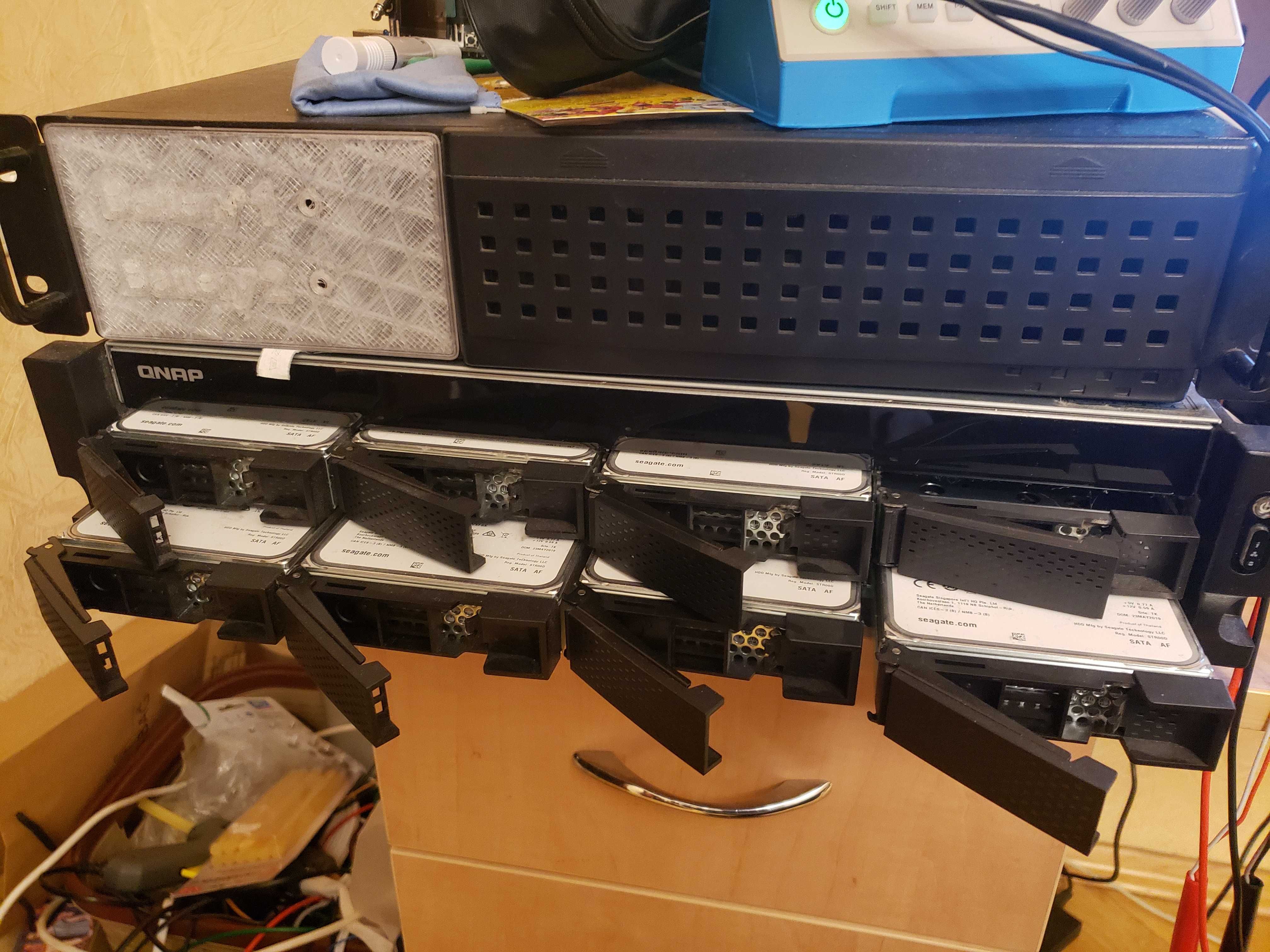 Сетевое Хранилище qnap 832xu-rp 80TB RAID, 16Gb RAM, 2x10GBE SFP+