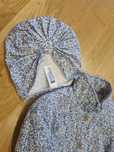 Komplet Kurtka  bluza kwiaty H&M rozm. 92 plus czapka H&M 98 cm 2-4 la