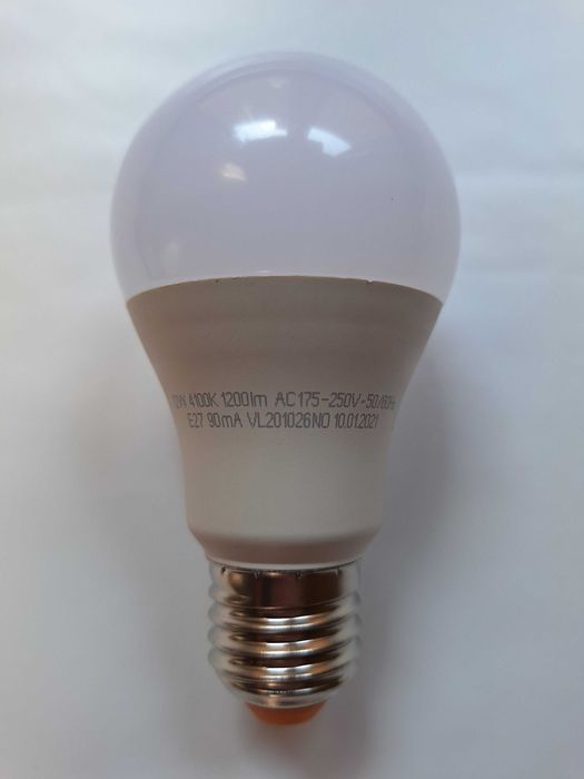 LED лампа VIDEX A60e 12W E27 4100K 220V