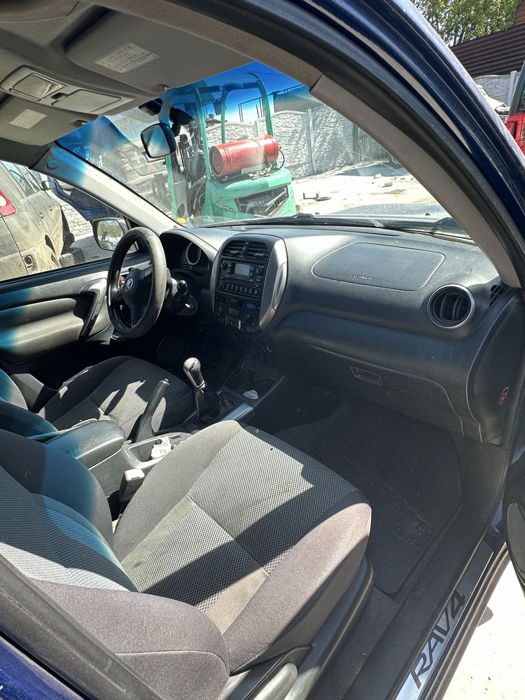 Разборка шрот Toyota Rav4 2.0 дизель D4D коробка механика 1CDFTV 2004