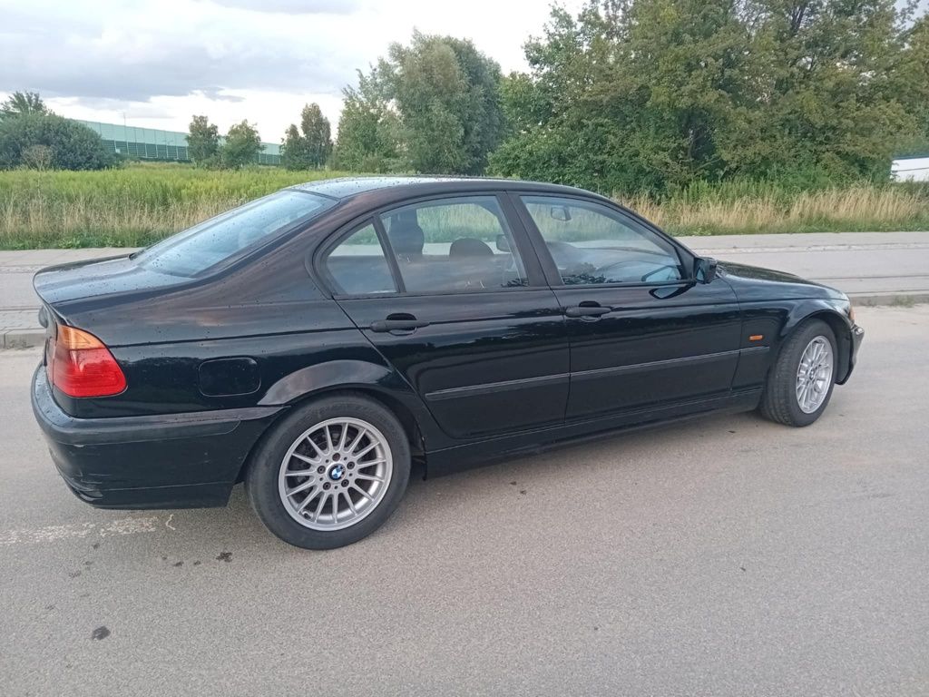 BMW E46 318I 115KM 1999R /ZADBANA/