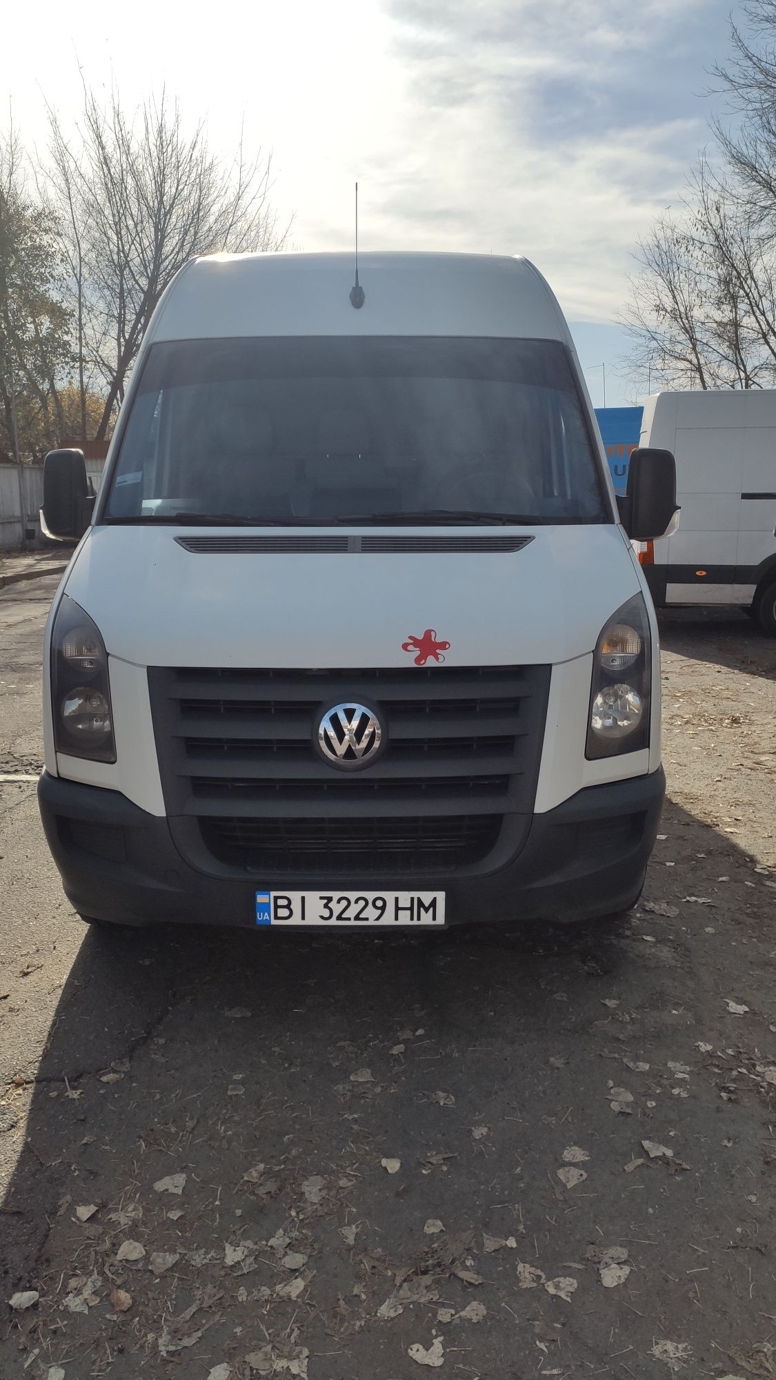 Оренда Volkswagen Crafter груз середня база