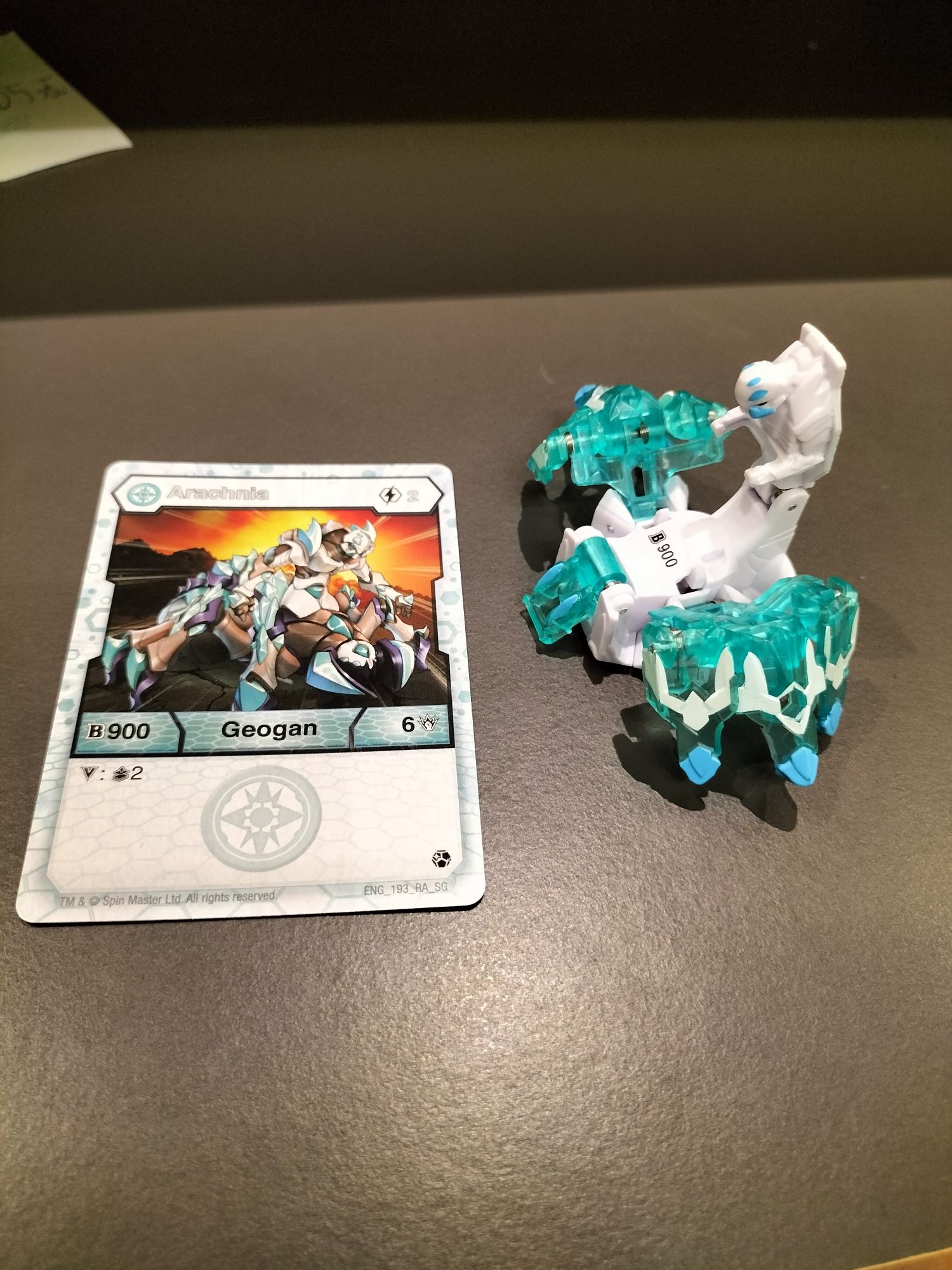 Bakugan geogan arachnia