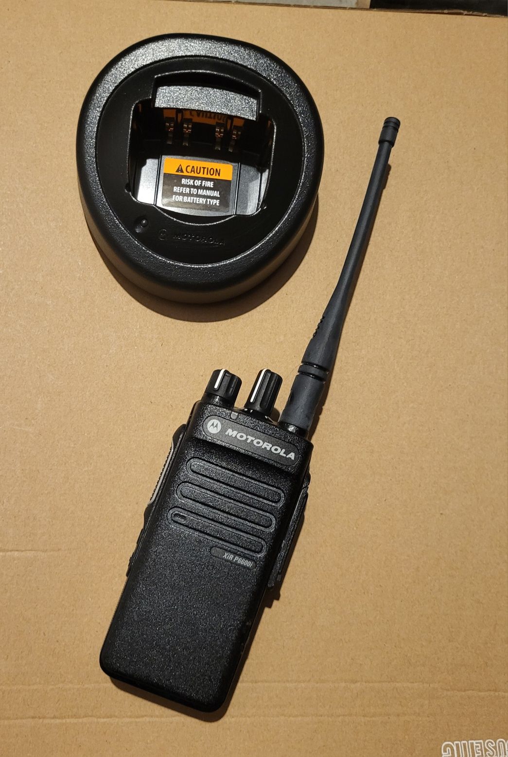 Radiotelefon Motorola XiR P6600i pasmo UHF