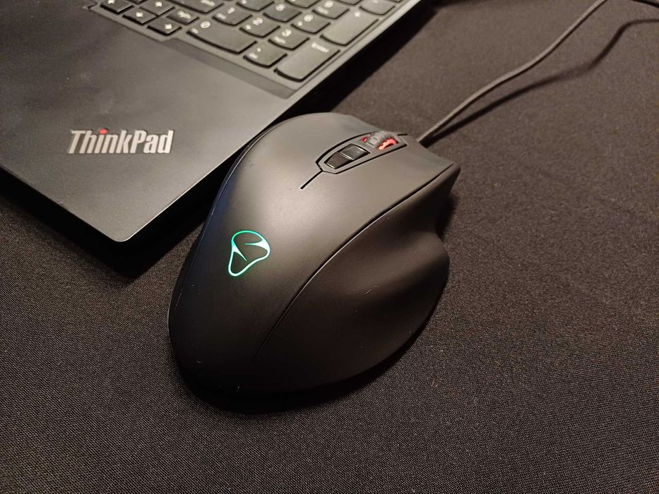 Myszka gamingowa Mionix Naos 7000