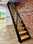 Schody wewnętrzne samonośne • Balustrady