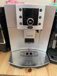 Кофемашина delonghi