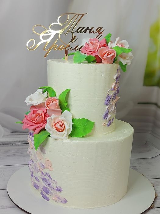 Торти на весілля та свята