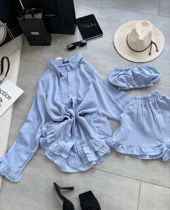 Жіночий мусліновий костюм